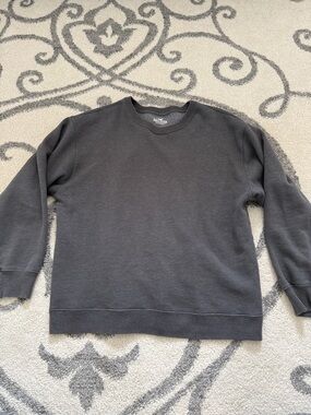 Hollister Women's Crewneck Sweatshirt - Charcoal Gray